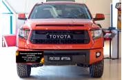 Накладки на передние фары (реснички) Toyota Tundra 2013-